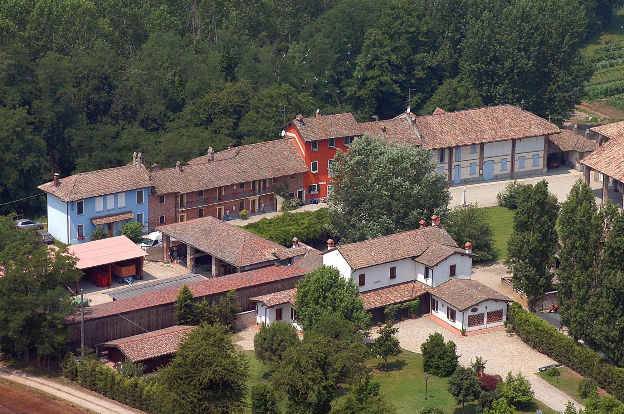 Agriturismo Cascina Caremma Besate Zewnętrze zdjęcie