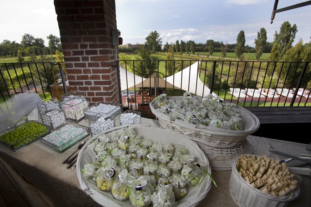 Agriturismo Cascina Caremma Besate Zewnętrze zdjęcie