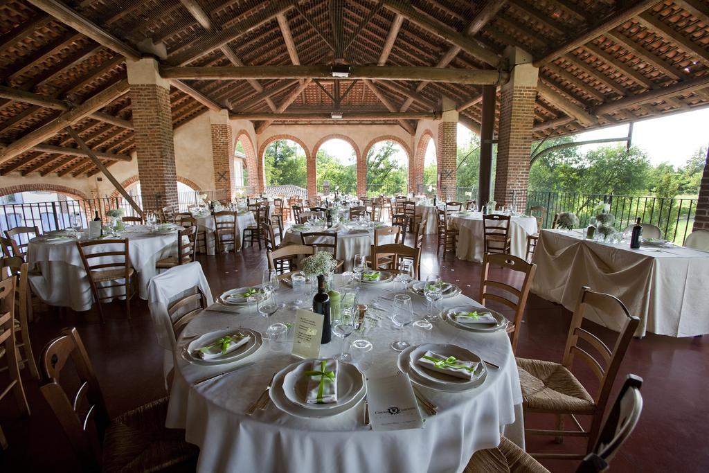 Agriturismo Cascina Caremma Besate Zewnętrze zdjęcie